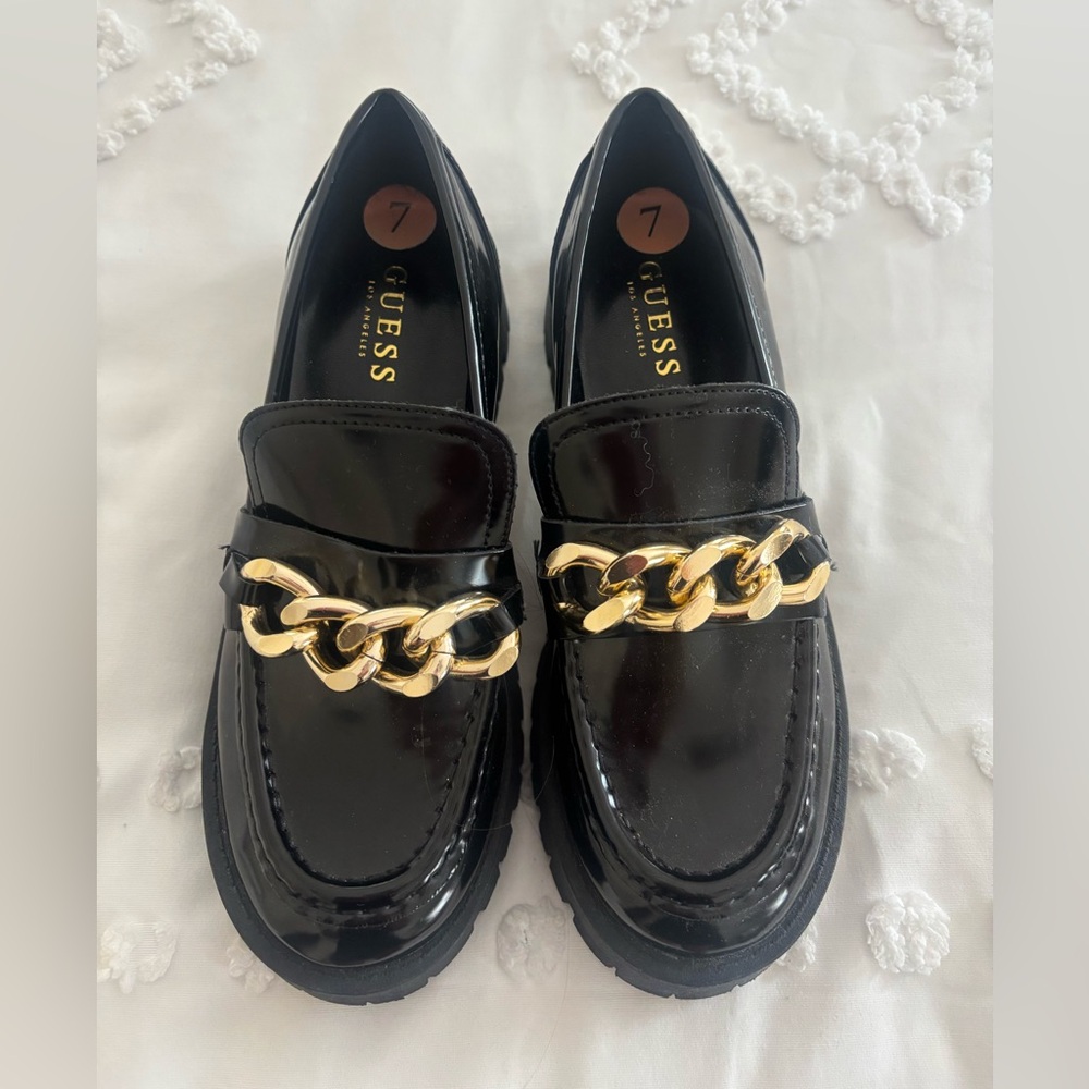 Guess Shiny Black chunky Loafers with Gold Chain Accent size 7
